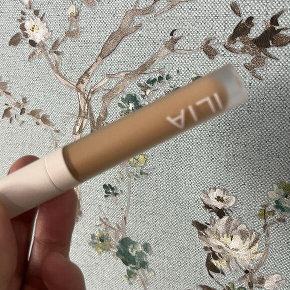 ILIA True Skin Serum Concealer SC2.75 Wasabi 0.16oz / 5ml - Picture 3 of 4